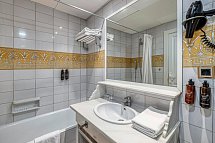 Playacapricho Hotel - Badbeispiel Einzelzimmer (Zimmercodierung EB1)