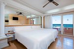 Playacapricho Hotel