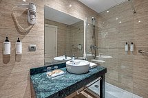 Playacapricho Hotel - Badbeispiel Doppelzimmer Komfort (Zimmercodierung DF1)