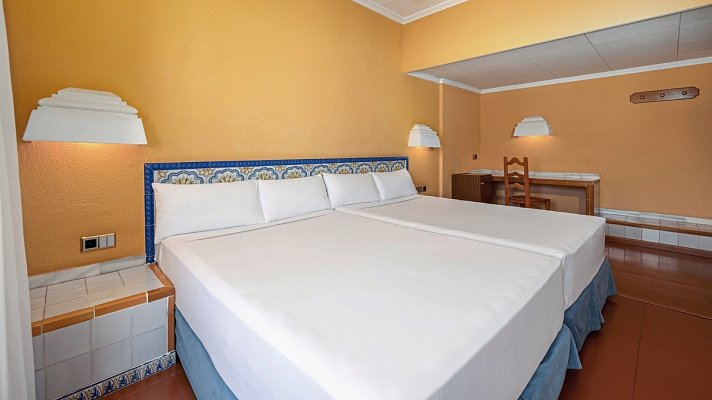 Playadulce Hotel
