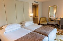 Smy Lisboa - Wohnbeispiel Doppelzimmer Superior (Zimmercodierung DS1)