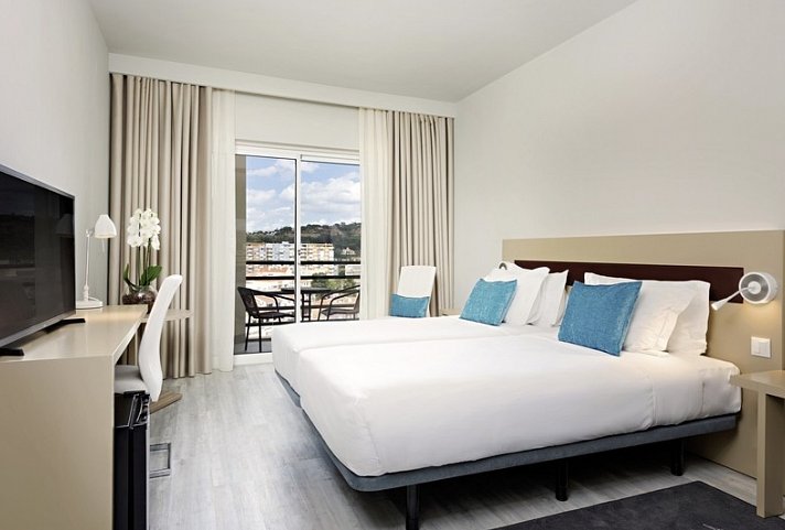 TRYP by Wyndham Lisboa Caparica Mar - Wohnbeispiel Doppelzimmer Landblick (Zimmercodierungen DBL & EBL)