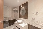 Sesimbra Oceanfront Hotel