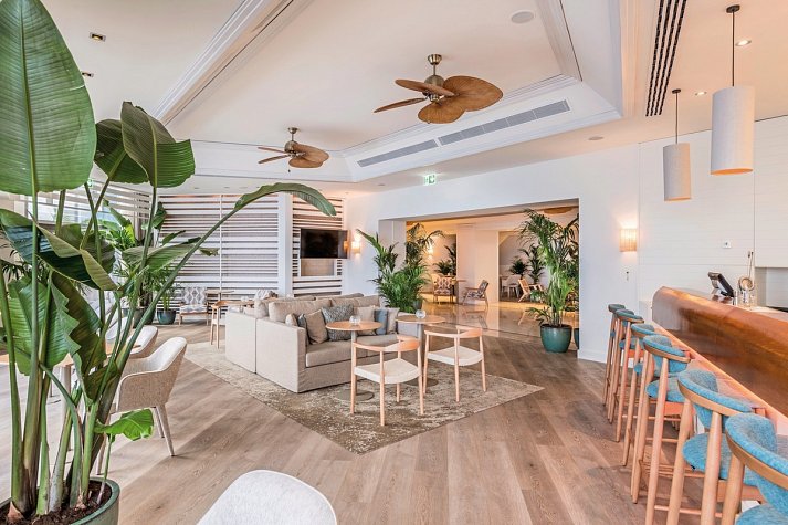 Sesimbra Oceanfront Hotel