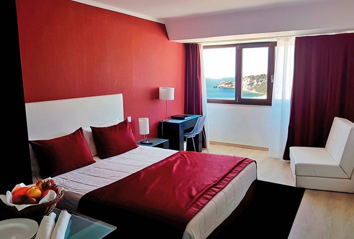 Miramar Hotel & Spa - Wohnbeispiel Doppelzimmer Meerblick (Zimmercodierung DBM)