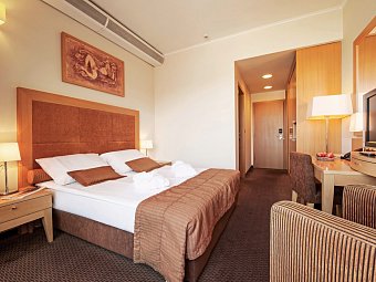 Grand Hotel Primus - Wohnbeispiel Doppelzimmer Economy (Zimmercodierung DE1)