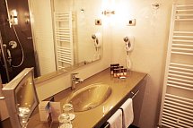 Grand Hotel Portoroz - Beispiel Bad