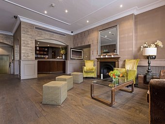 Phoenix Hotel