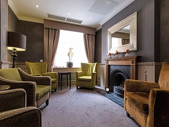 Phoenix Hotel