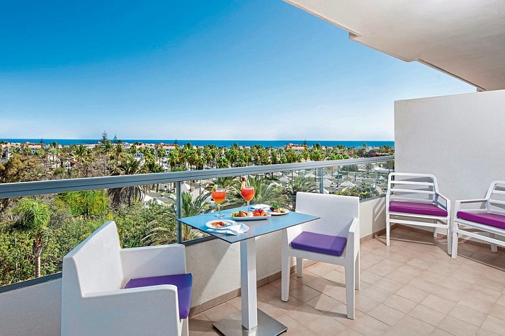 Gran Canaria Princess - Beispiel Terrasse Doppelzimmer Meerblick (Zimmercodierung DBM)