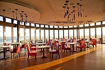 Bohemia Suites & Spa
