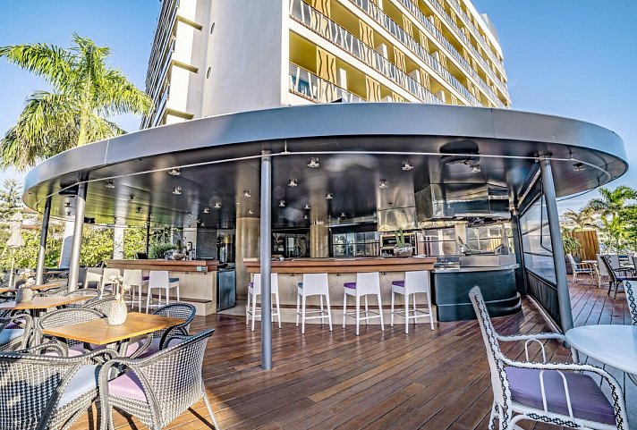 Bohemia Suites & Spa