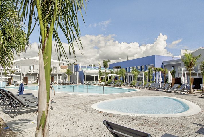 LIVVO Los Calderones