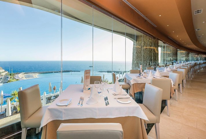 Gloria Palace Royal Hotel & Spa