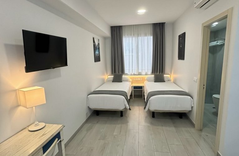 Apartamentos Colón Playa