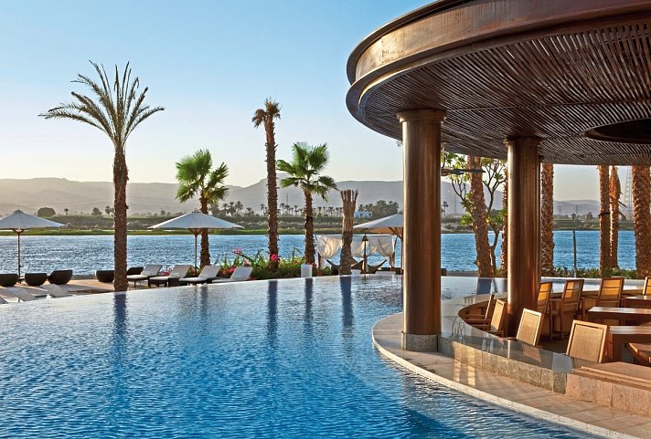Hilton Luxor Resort & Spa