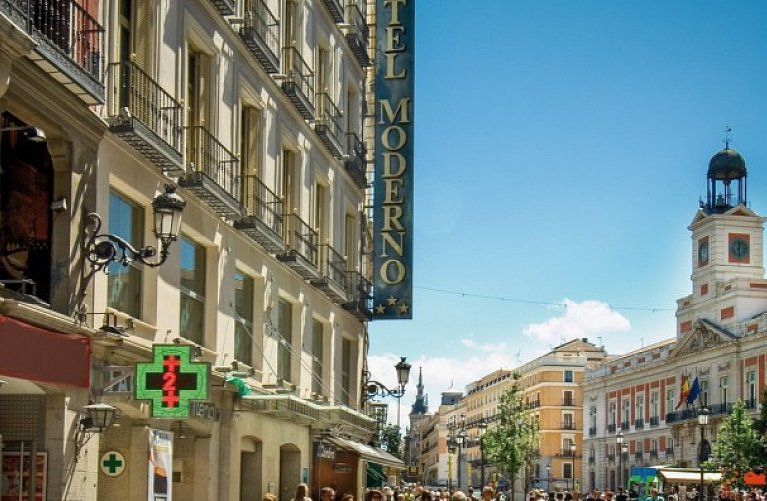 Hotel Moderno