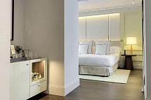 Hospes Puerta de Alcalá - Deluxe (Zimmercodierung UD1)