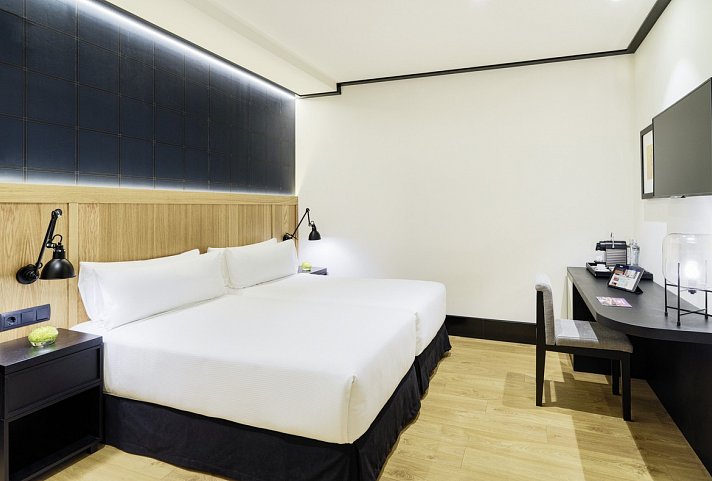H10 Puerta de Alcalá - Wohnbeispiel Doppelzimmer Standard (Zimmercodierung DG1)