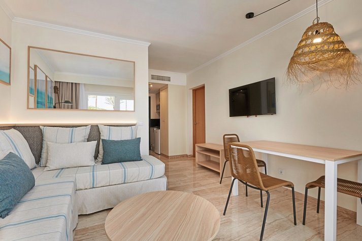 Grupotel Mar de Menorca - Wohnbeispiel (Zimmercodierungen AB1 & OB1)