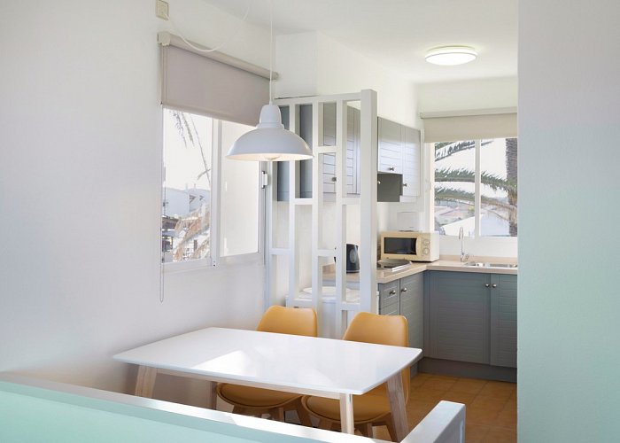 AluaSun Mediterráneo - Wohnbeispiel Appartement 1 Schlafzimmer Meerblick (Zimmercodierung ABM)