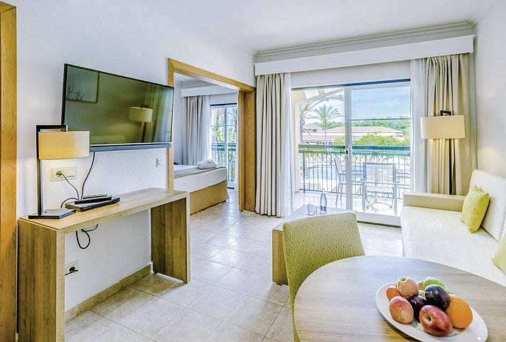 Zafiro Menorca - Wohnbeispiel Suite 1 Schlafzimmer (Zimmercodierungen AB1, AB3, A1P, A2P, AB2, AB4, A1Q & A2Q)