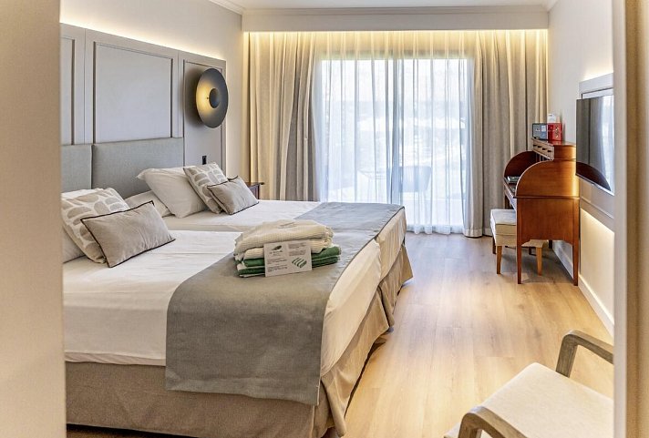 La Quinta Menorca by PortBlue Boutique - Wohnbeispiel Doppelzimmer mit Terrasse (Zimmercodierung DB2)