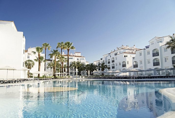 FERGUS Style Carema Beach