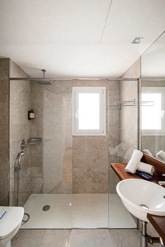 Sagitario Princesa Playa - Beispiel Bad Juniorsuite (Zimmercodierung JB1)