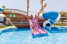 Royal Son Bou Family Club