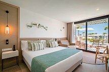 Barceló Nura - Wohnbeispiel Juniorsuite mit halbprivatem Pool (Zimmercodierung JBP)
