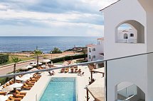 Caramelo Marina Cala'n Bosch - Beispiel Balkon (Zimmercodierungen WB1 & WB4)