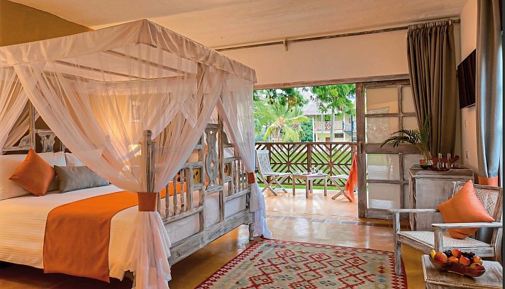 Neptune Palm Beach Resort
