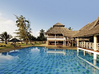 Neptune Palm Beach Resort