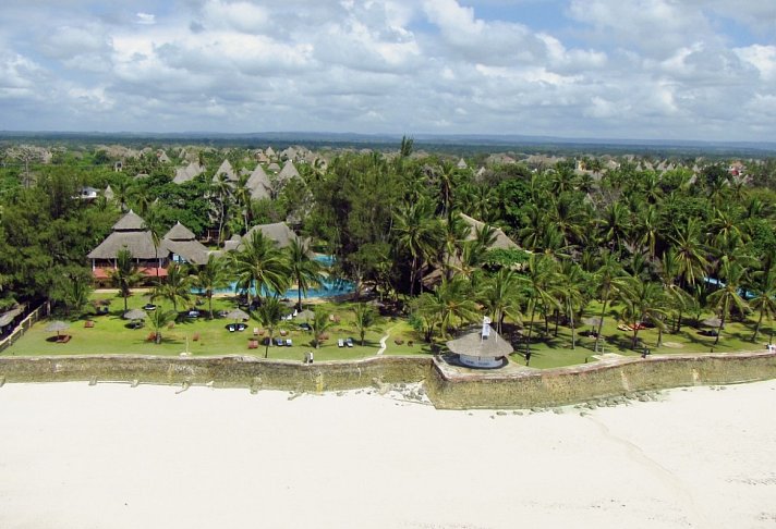 Neptune Palm Beach Resort