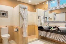 Neptune Palm Beach Resort - Beispiel Bad (Zimmercodierungen USG, UDC, UDO, ECG, UCC & ECO)