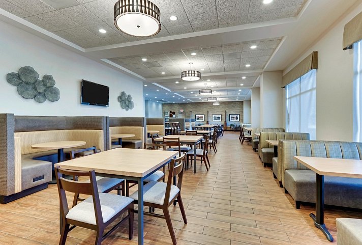 Drury Inn & Suites Orlando