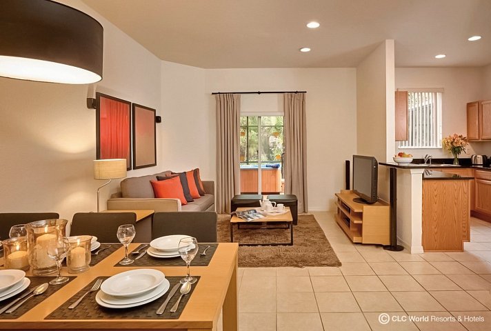 Regal Oaks Resort Vacation Townhomes Apartments