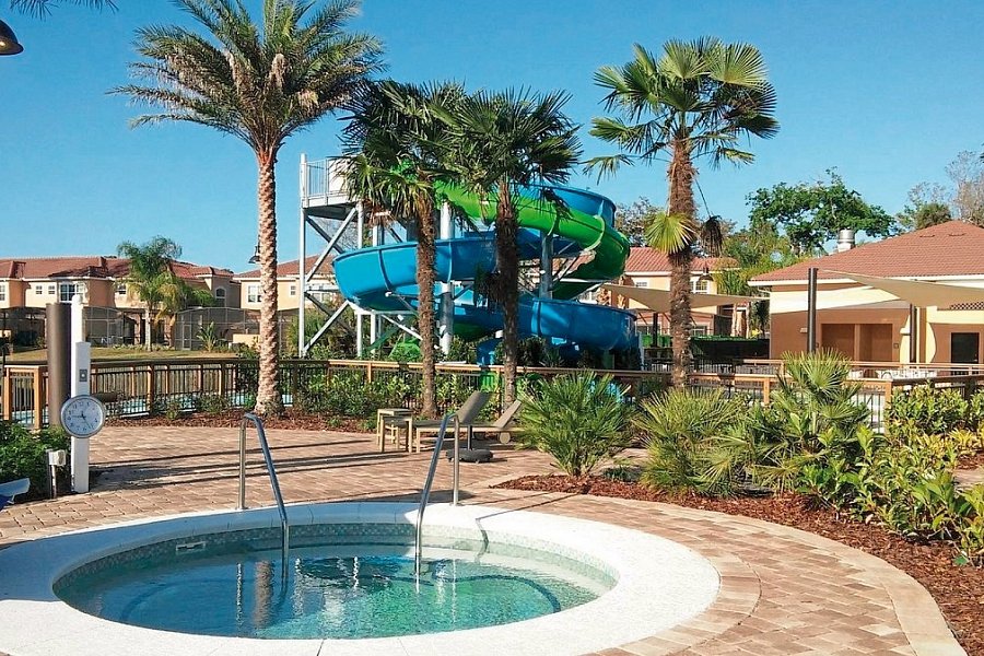 Regal Oaks Resort Vacation Townhomes Apartments