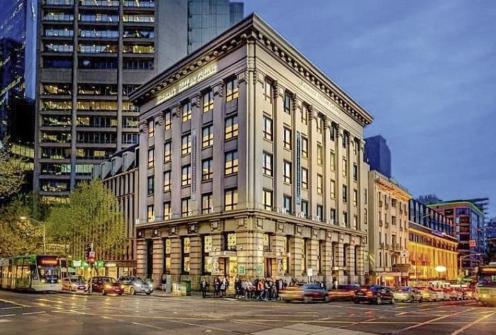 Batmans Hill on Collins Hotel