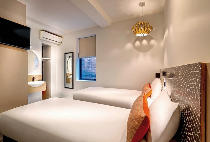 Batmans Hill on Collins Hotel - Wohnbeispiel Standard Queen Room (Zimmercodierung UG1)