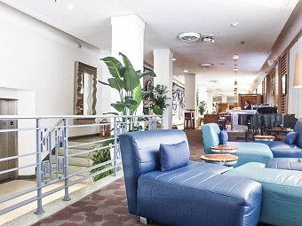 Marseilles Hotel
