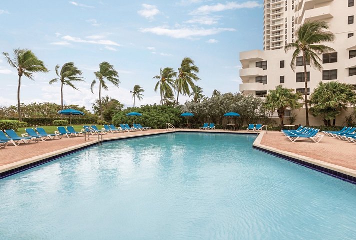 Holiday Inn Miami Beach