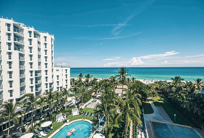 Cadillac Hotel & Beach Club