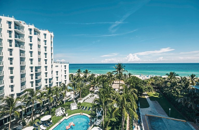 Cadillac Hotel & Beach Club