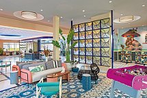 Moxy South Beach