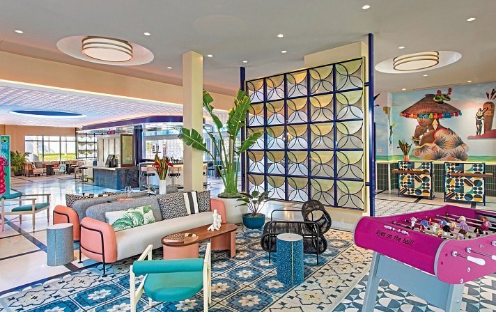 Moxy South Beach