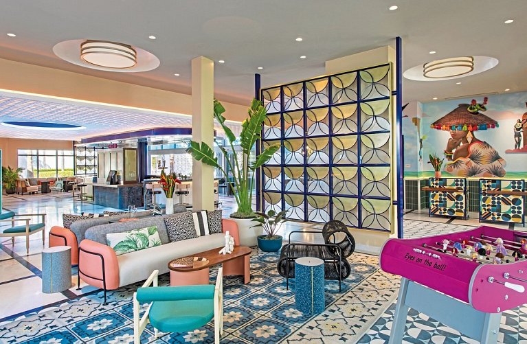 Moxy South Beach