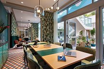 Moxy South Beach