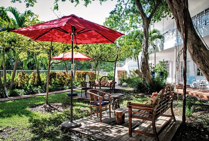 Tradewinds Apartments